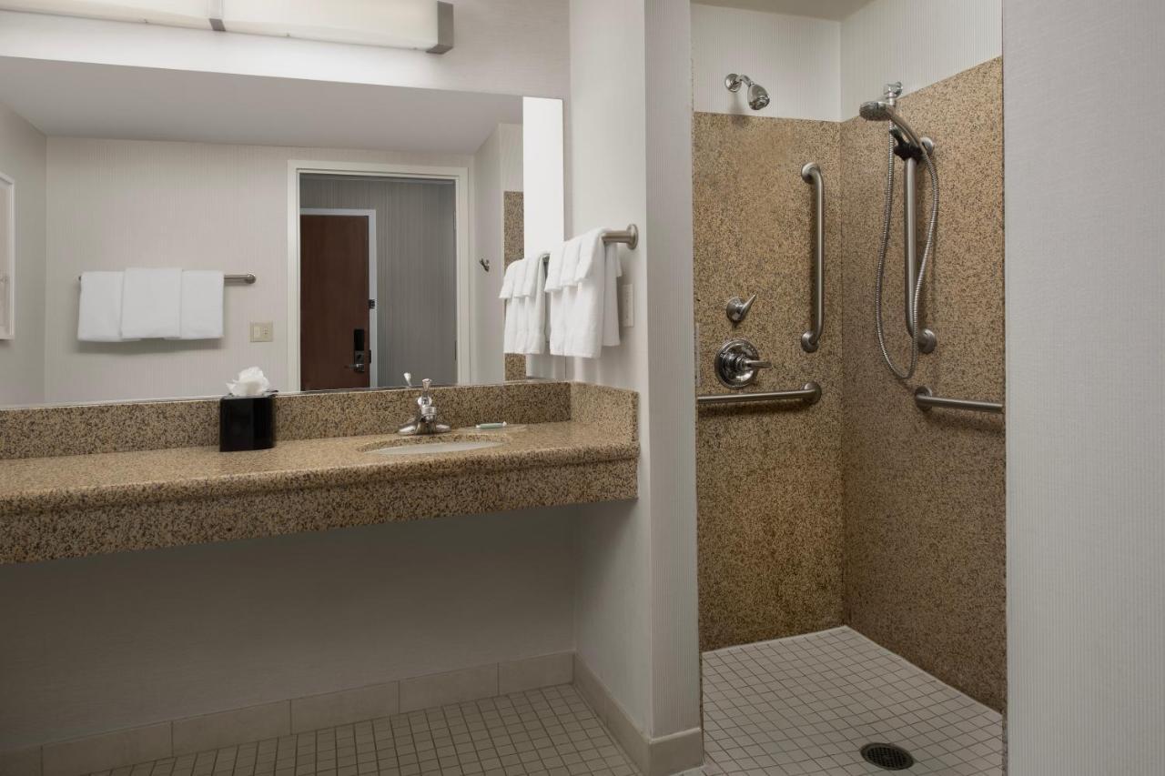 Courtyard by Marriott Seattle Kirkland Hotell Eksteriør bilde